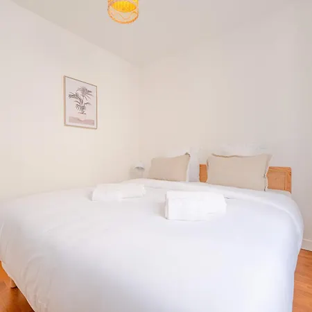 Stunning Flat In Appartement *