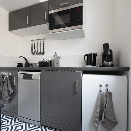 Stunning Flat In * פריז