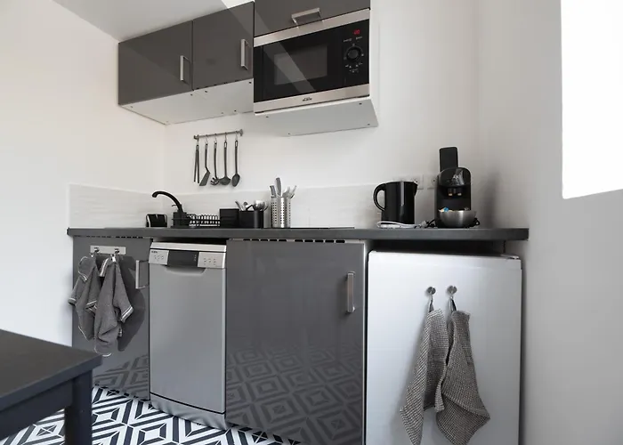 Stunning Flat In * Париж