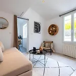 公寓 Stunning Flat In *